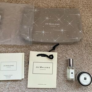 Jo Malone cosmetic bag & bundle